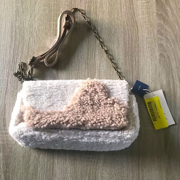 NWT … UNIVERSAL THREAD Cream Sherpa Crossbody / Purse - Picture 6 of 10